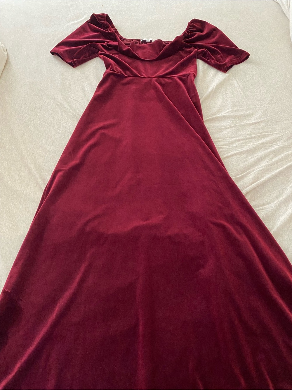 Women’s Velvet Off-Shoulder Maxi Dress - Burgundy